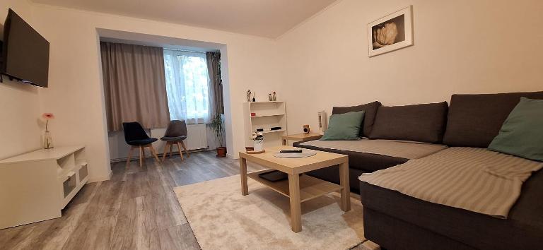 Enci House Apartment - Ferienwohnung Neumarkt am Mieresch