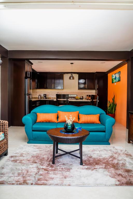 BalaCasa - The Escape - your tropical garden retreat - B&B Castries