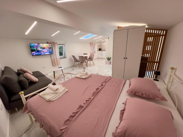 APP Krofek - B&B Zgornje Škofije