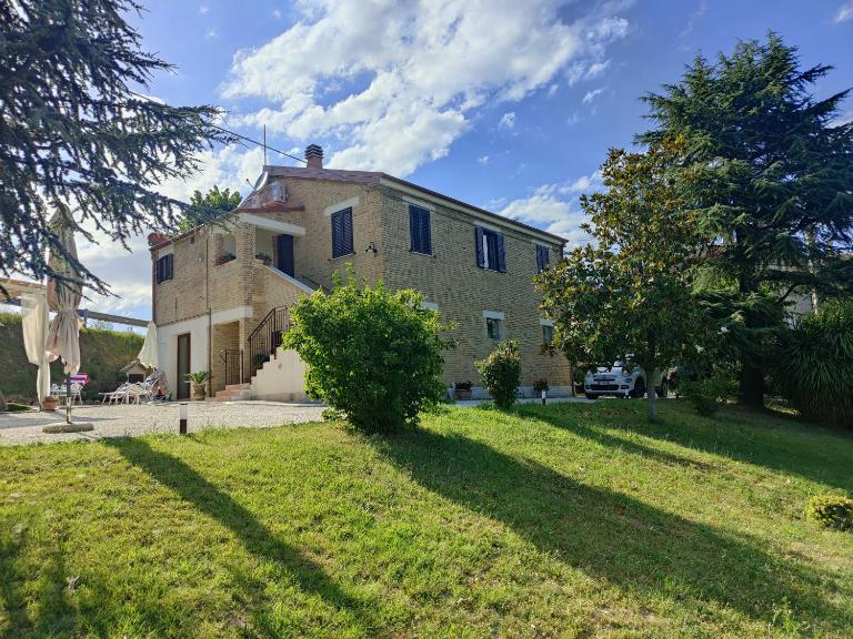 La Casa del Duca - B&B Montalto delle Marche