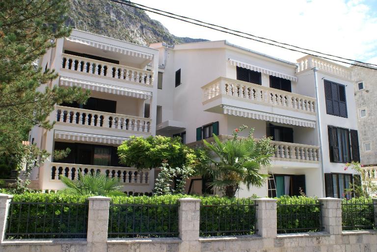 Apartments Radulovic - B&B Kotor