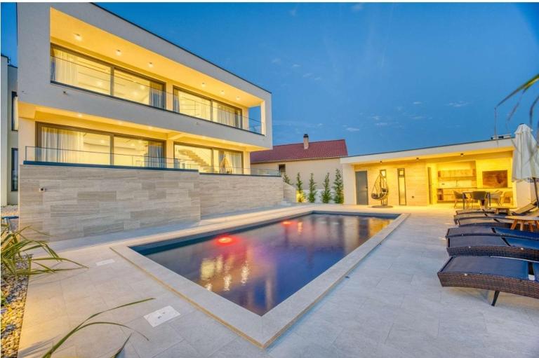 Villa NIKSUN - Ferienwohnung Bibinje