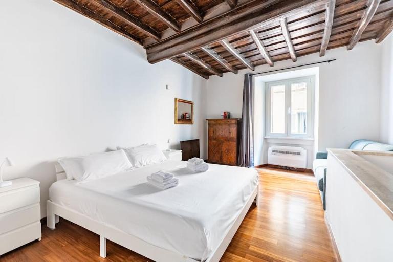 Bottega Augustea Duplex apartment in Monti - B&B Rome