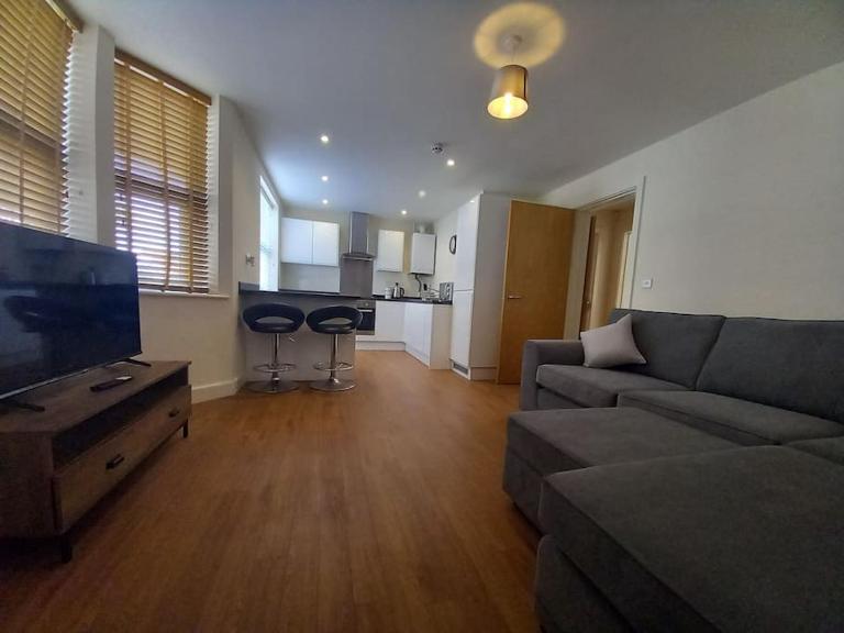 Comfortable and spacious 2 bedrooms Free parking - Chambres d'hôtes Nottingham