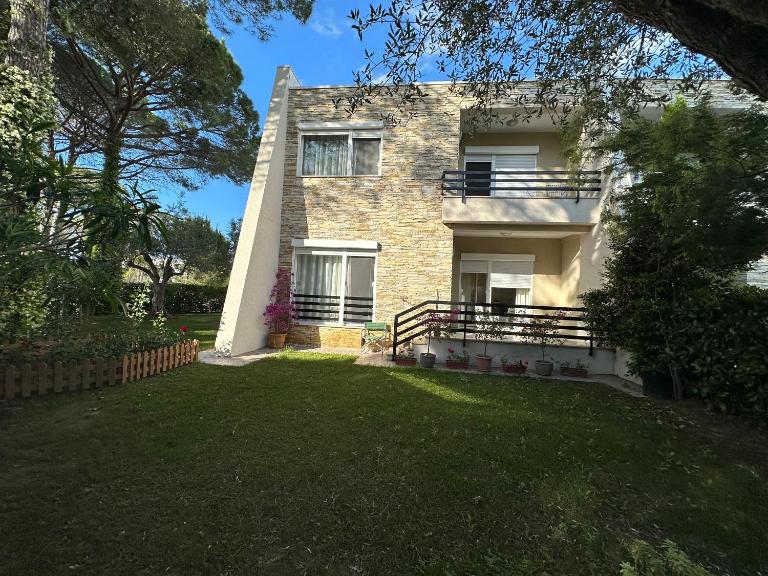 Vila Neziri - Bed and Breakfast Durrës