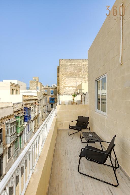 Spectacular 5BR Townhouse located in Sliema by 360 Estates - B&B Sliema