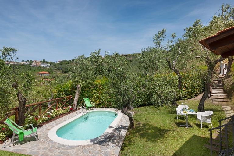 Villa Saretta Amalfi Views Pool & Guest Services by Feeling Italy - B&B Massa Lubrense