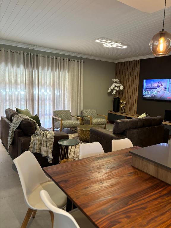 51 Carrington Way - B&B Kimberley