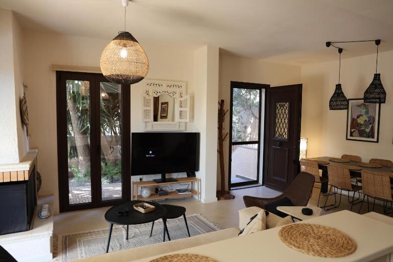 CasaSmaragdi - B&B Pérdhika