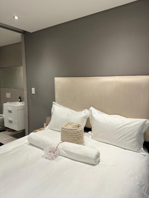 Wild Olive HostingEA - B&B Windhoek