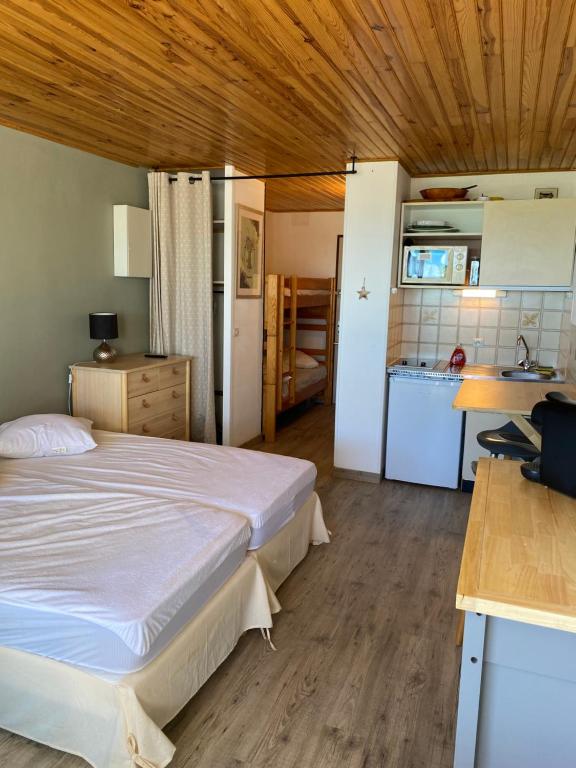 Studio cabine vue mer saint pierre la mer - B&B Fleury