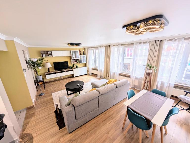 Superbe appartement dans le centre de Mons - Arivée autonome - B&B Mons