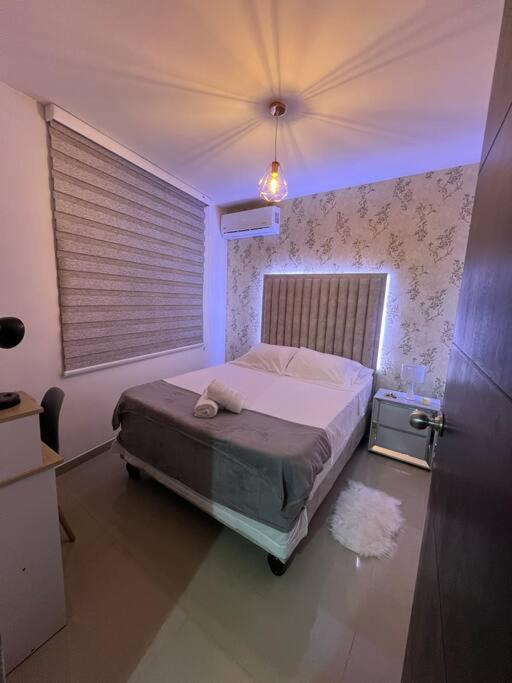 Apartamento Premium Granada - Bed and Breakfast Cali