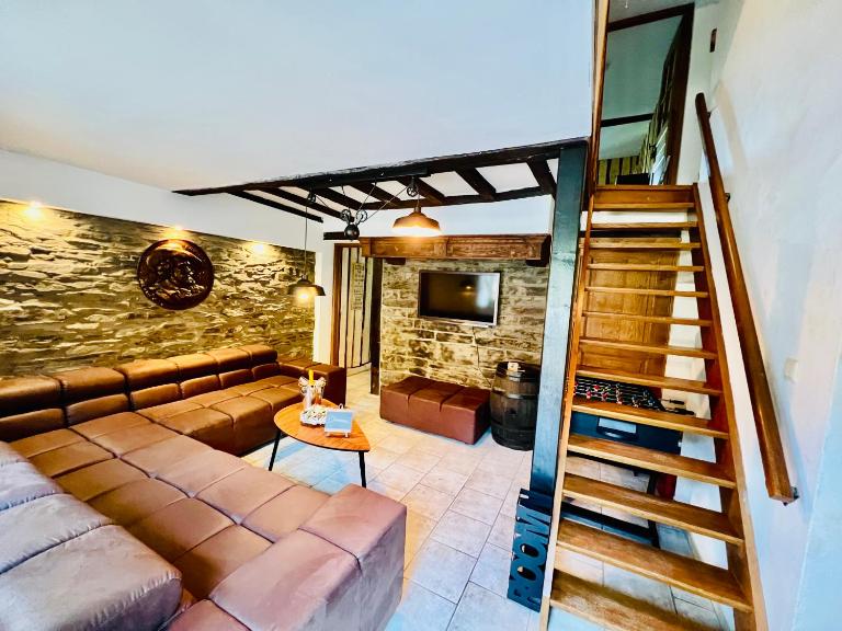 La balade en forêt - gîte 9 personnes en Ardenne - B&B Tenneville