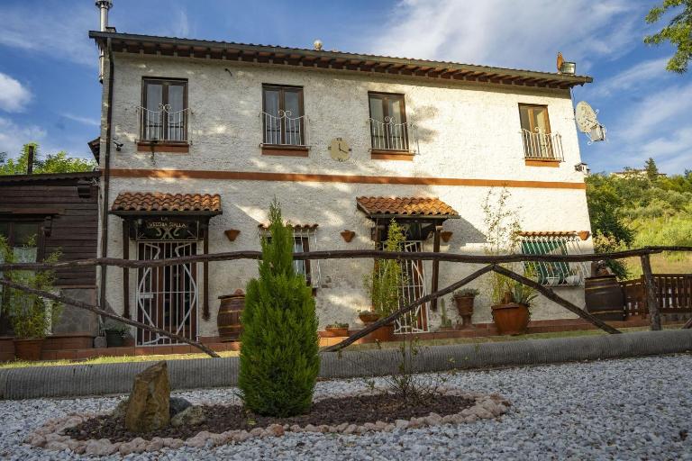 Italian Experience- Podere Vallino - Bed and Breakfast Castelnuovo d'Elsa