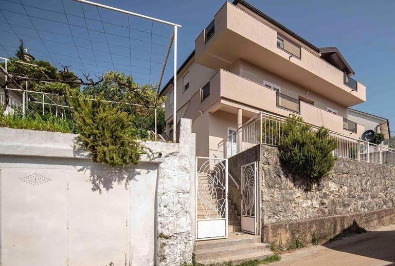 Apartmani Berdovic 2 - Ferienwohnung Trebinje