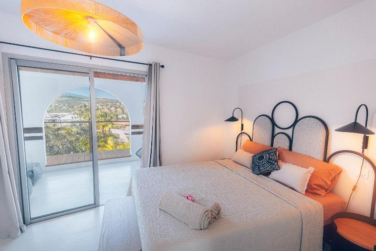 Appartement T3 - Cap noir- à 200 m de la plage des Roches Noires - B&B Saint-Gilles les Bains