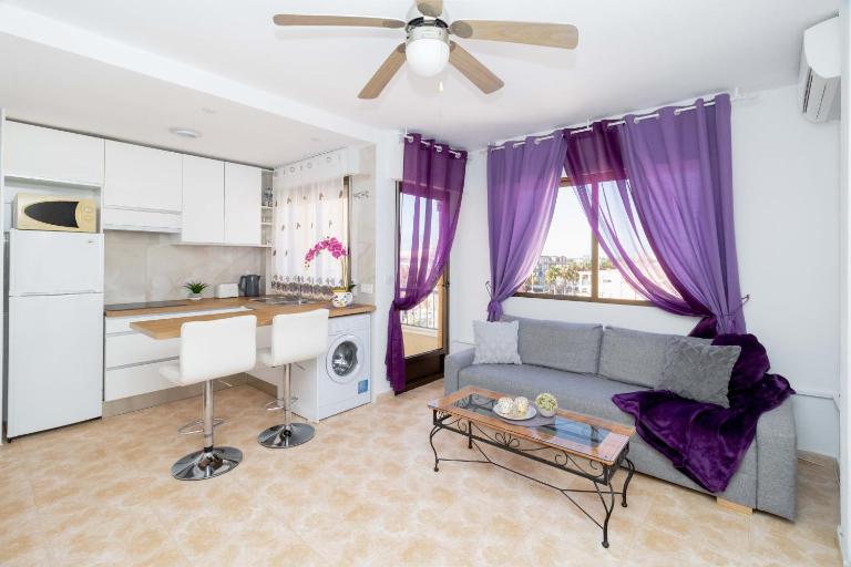 Apartamento 50m al MAR - Chambres d'hôtes Torrevieja