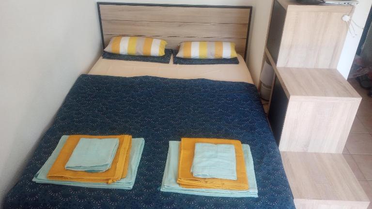 Studio appart'hôtel meublé et climatisé - B&B Aviñón