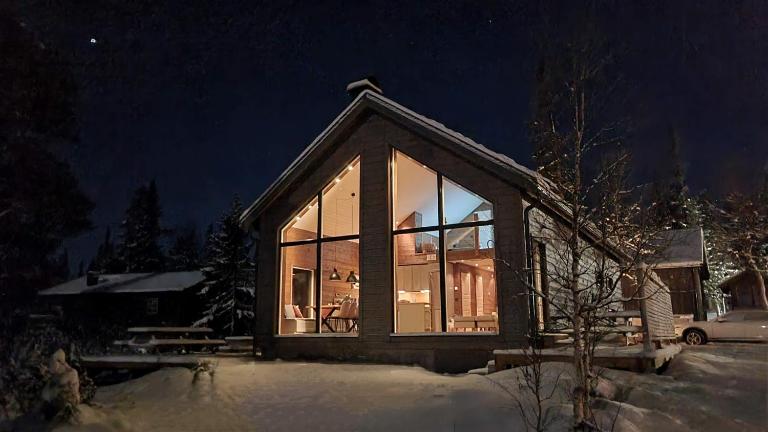 Fjellyx i funäs med relax&bastu, badtunna, 13 bädd - B&B Funäsdalen