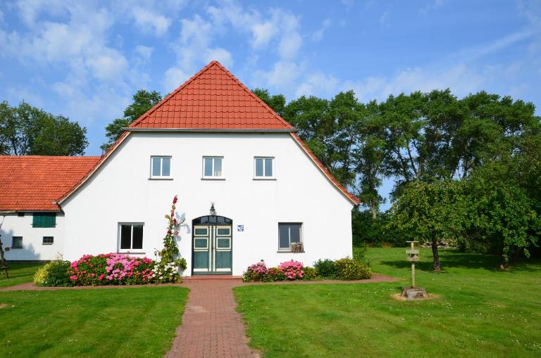 Holsteinhaus-Zirmoisel Ruhe und Natur eigene Sauna - B&B Rappin