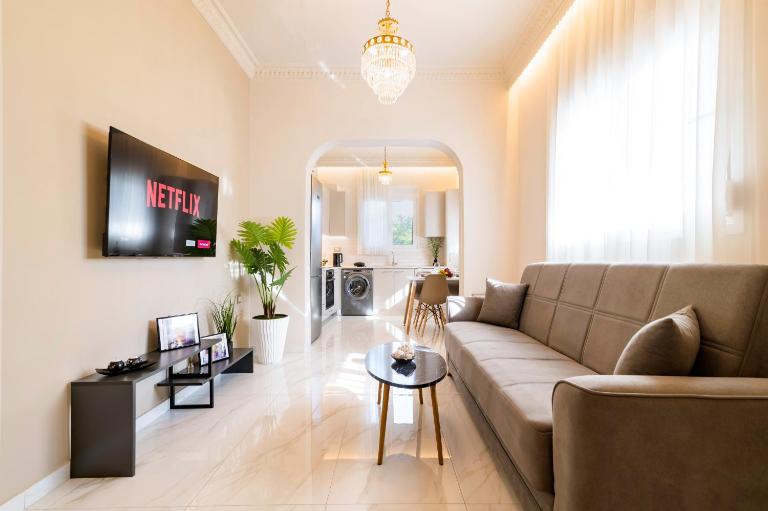 Nikargy Luxury Apartments - B&B Koskinoù