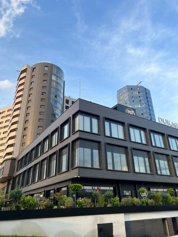 Dukagjini Home - Ferienwohnung Pristina
