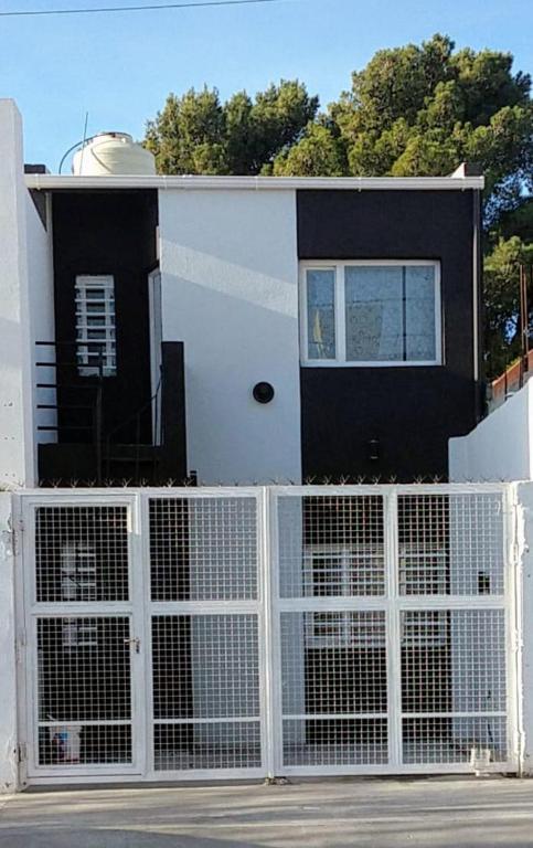 Departamento Céntrico Trelew - Bed and Breakfast Trelew