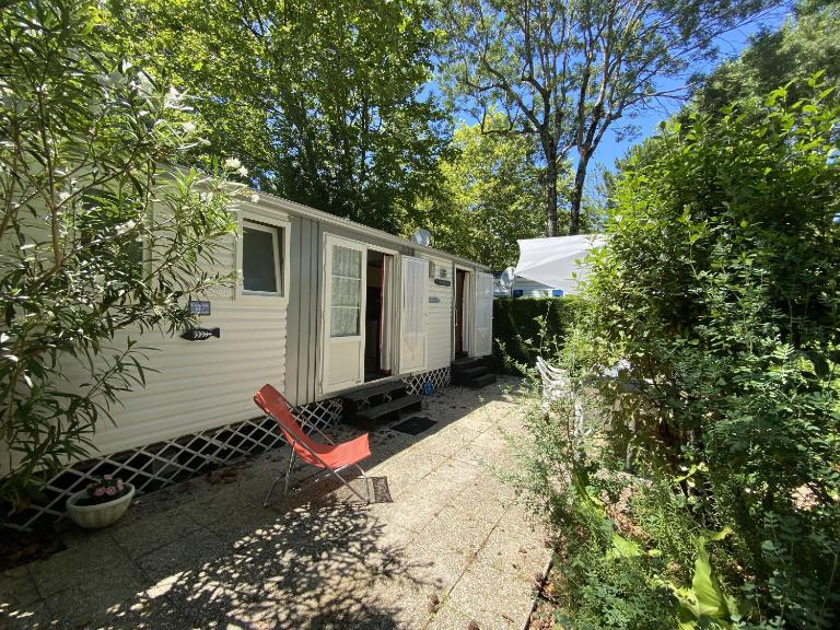 Mobil-home 4 pers, climatisé, proche plage à Fouras - FR-1-709-75 - Ferienwohnung Fouras