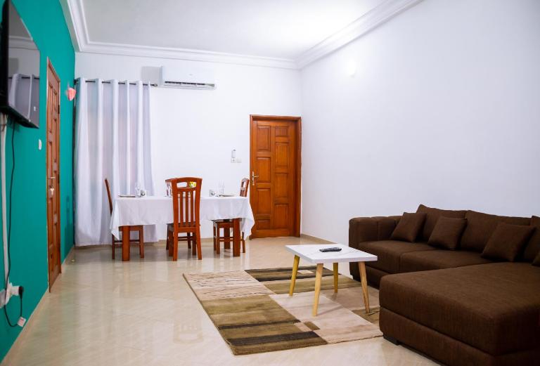 JRéside Belle Verte 50m2 centre-ville - B&B Cotonou