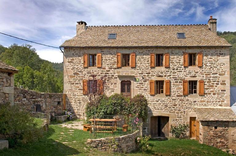 Gîte au ginestous - B&B Pin
