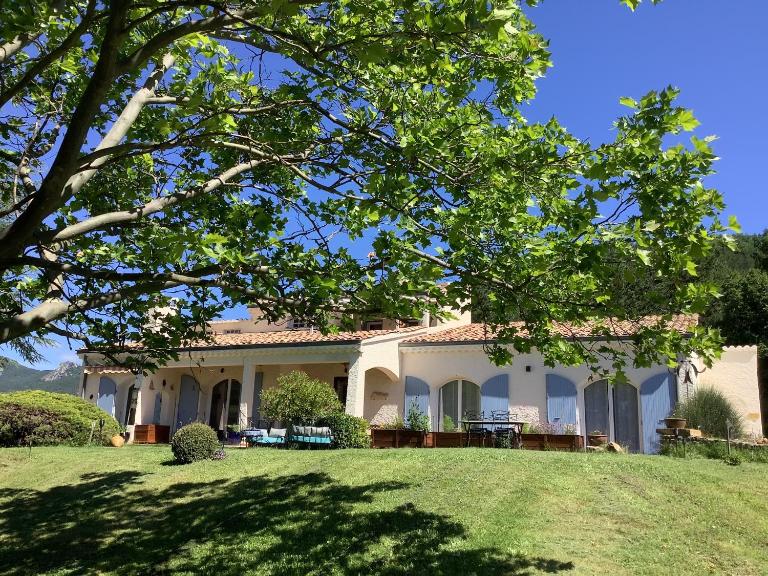 Le Cheval Blanc - Ferienwohnung Serres