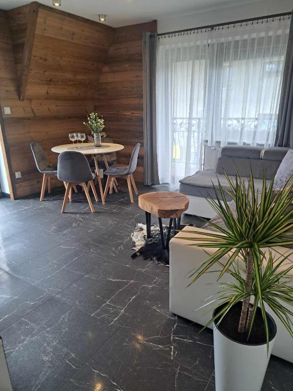 Apartamenty pod Gontem Zakopane-blisko Krupówek - Ferienwohnung Zakopane