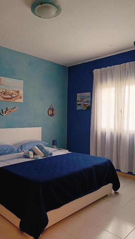 LA TERRAZZA SUL MARE camera fronte mare&vicino aereoporto SICILIAN VINTAGE STYLE SEASIDE ROOM - B&B Cinisi