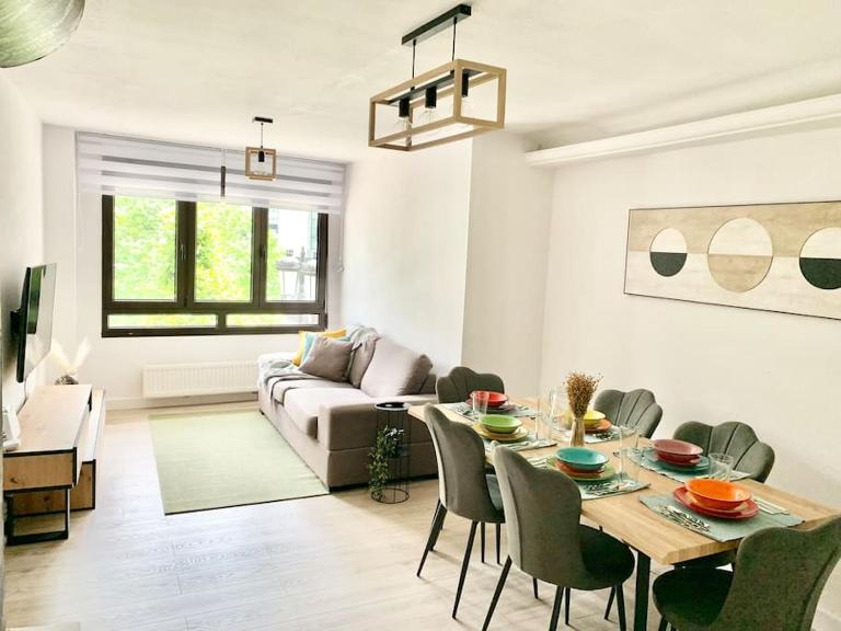 Gascona Centro Con Parking - Bed and Breakfast Oviedo