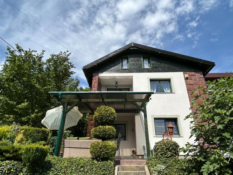 Villa ZöldFüge - Bed and Breakfast Balatonfűzfő