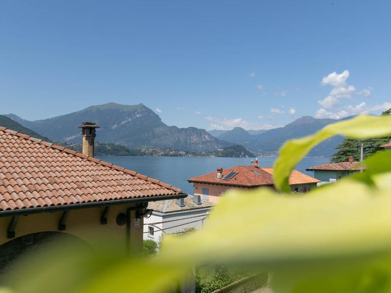 Mamma Ciccia - Root 12 - B&B Lierna