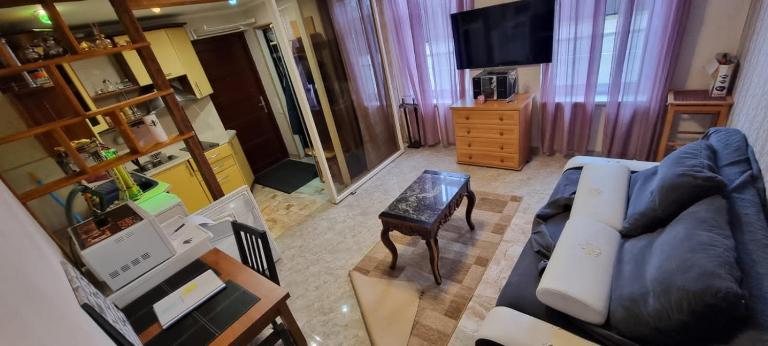 Zirnu apartment - Ferienwohnung Liepāja