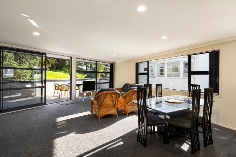 Pacific Escape - Downtown, Beach & Sea Views - Ferienwohnung Mount Maunganui