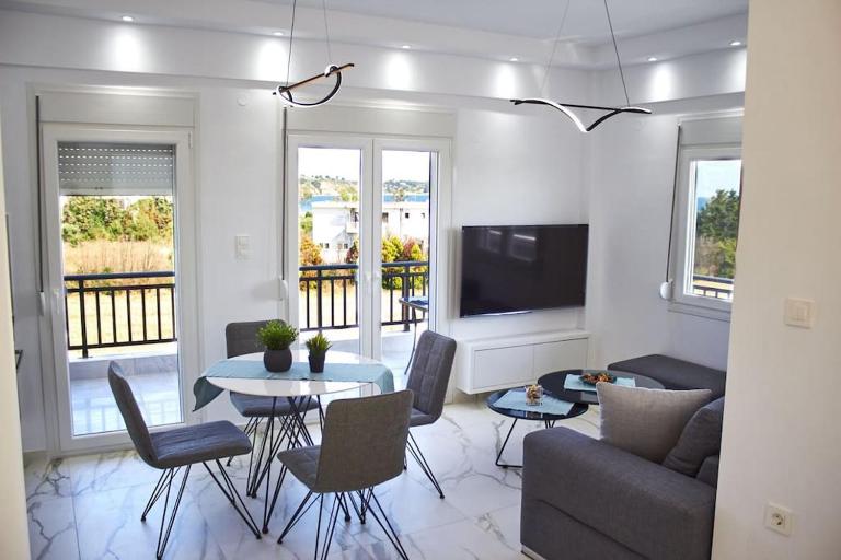 Daria’s Luxury Apartment-the hidden gem - Ferienwohnung Epanomí