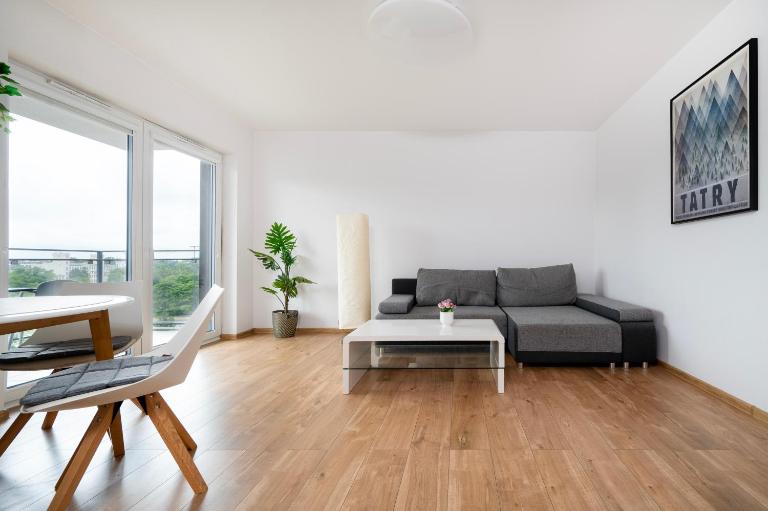 Polesie Homely Apartment by BookingHost - B&B Lodz
