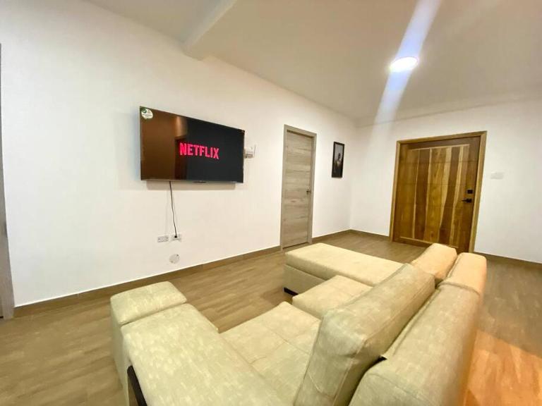 Casa de Playa Nueva, Confortable y Económica - B&B Crucita