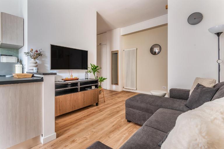 4 Pax Wi-Fi Milano Lorenteggio - B&B Milan