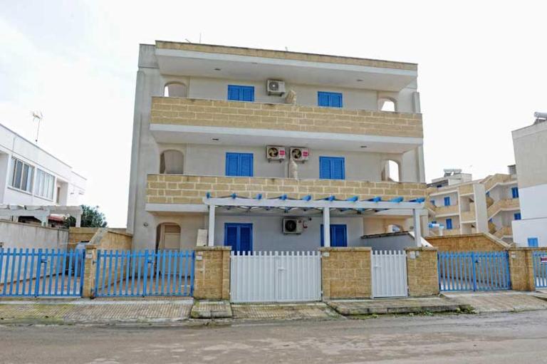 Residenza Giotto By ViaggiaNelSalento - B&B Tremezzo