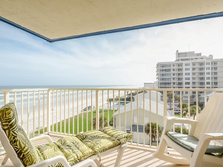 HA508 - Top floor 11 condo with beautiful ocean views - B&B Edgewater