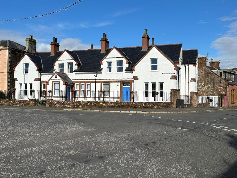 Peel House Bed and Breakfast - B&B Girvan
