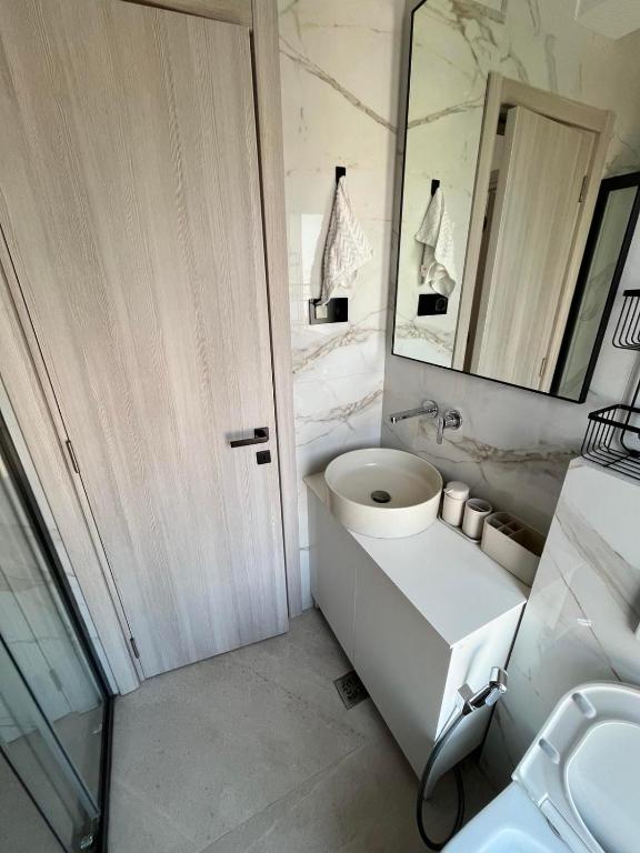 Penthouse Panorama - Bed and Breakfast Tivat