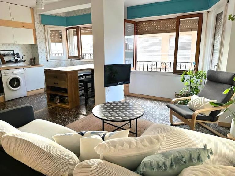 Piso a dos minutos de la playa en Torredembarra - Chambres d'hôtes Torredembarra
