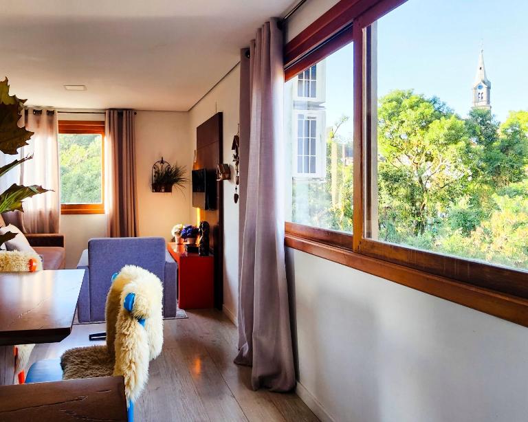 Solar da Encosta 305 - Espaço e conforto no Centro - B&B Gramado