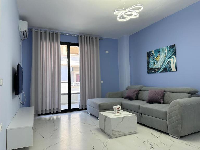 Seafoam Sands Apartment - B&B Vlore